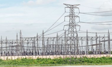 বৈশ্বিক সংকটের প্রভাবে অস্থিতিশীল বাংলাদেশের জ্বালানী খাতঃপরিস্থিতি মোকাবেলায় আওয়ামী লীগ সরকার