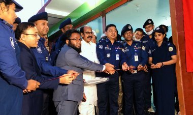 আগৈলঝাড়ায় এসপি মার্কেটের উদ্বোধন