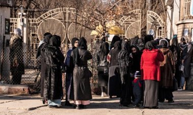 নারীদের কর্মসংস্থানে বাধা, আফগানিস্তানে কার্যক্রম বন্ধের ঘোষণা দিলো ৫টি সংস্থা