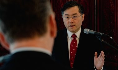 সবকিছুর সাথে জাতীয় নিরাপত্তা টানবেন না; যুক্তরাষ্ট্রের প্রতি আহ্বান চীনা রাষ্ট্রদূতের