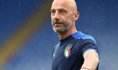 পেলের পর আরেক ফুটবল কিংবদন্তির বিদায়