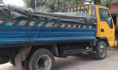 সুন্দরগঞ্জে এক ট্রাক সরকারি বই উদ্ধার, গ্রেপ্তার ৩