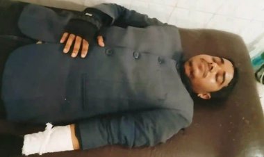 পিরোজপুরে সংবাদকর্মী ঔষুধ ব্যবসায়ী কতৃক হামলার শিকার