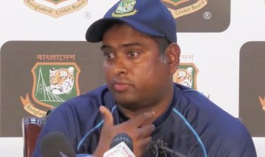 হাথুরুসিংহের না, কপাল খুলছে শ্রীধরন শ্রীরামের!