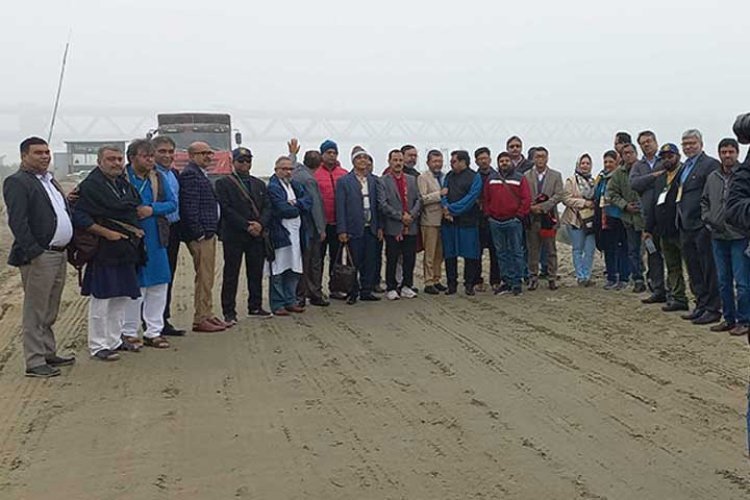 পদ্মা সেতু দেখে অভিভূত ভারতের সাংবাদিকরা