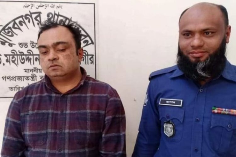ফেনসিডিলসহ কৃষি ব্যাংক কর্মকর্তা আটক