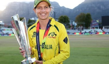 অস্ট্রেলিয়াকে শিরোপা জিতিয়ে ইতিহাস গড়লেন মেগ ল্যানিং