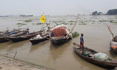 মধ্যরাত থেকে পদ্মা-মেঘনায় মাছ ধরায় নিষেধাজ্ঞা