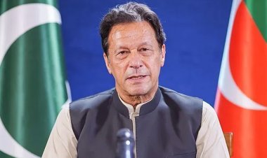 ফের ইমরানের বিরুদ্ধে জামিন অযোগ্য পরোয়ানা