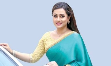 অপেক্ষায় পূর্ণিমা ভক্তরা