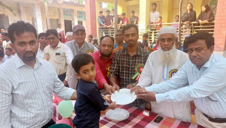 গৌরনদী মৈস্তারকান্দি বিদ্যালয়ে বার্ষিক ক্রীড়া ও সাংস্কৃতিক প্রতিযোগীতা