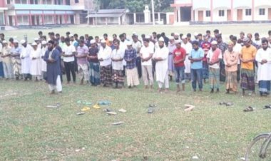 বৃষ্টির জন্য খোলা মাঠে বিশেষ নামাজ আদায়