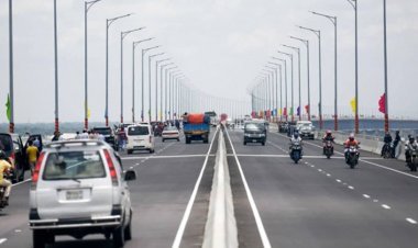 ২০ এপ্রিল থেকে পদ্মা সেতু দিয়ে চলবে মোটরসাইকেল : কাদের