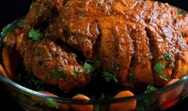 আস্ত মুরগি মোসাল্লাম