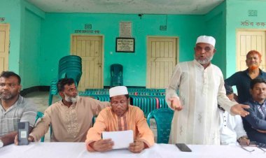 মাদারীপুরে দূর্নীতি ও অনিয়মের অভিযোগে চেয়্যারম্যানের বিরুদ্ধে ৯ ইউপি সদস্যের সংবাদ সম্মেলন