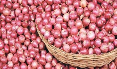 এক মাসের ব্যবধানে পেঁয়াজের দাম বেড়েছে দ্বিগুণ