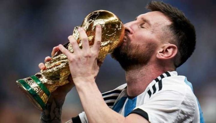 আজ একজন বিশ্বজয়ীর জন্মদিন।