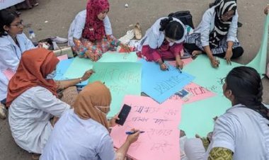 চিকিৎসকদের কর্মবিরতি; অস্ত্রোপচার বন্ধ, প্রাইভেট চেম্বারেও রোগী দেখছেন না ডাক্তাররা