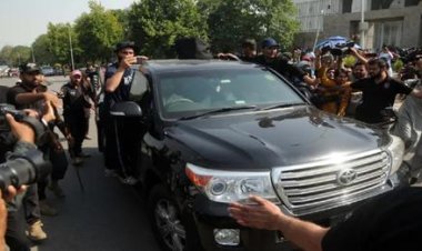 ইমরান খান গ্রেফতার; আলোচিত তোষাখানা মামলায় ৩ বছরের কারাদণ্ড