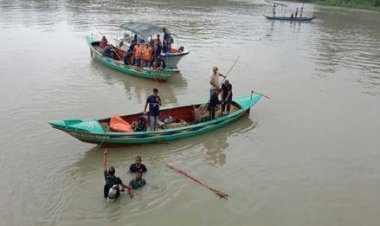 মুন্সীগঞ্জে পিকনিকের ট্রলার ডুবির ঘটনায় আরও ১ শিশুর মরদেহ উদ্ধার