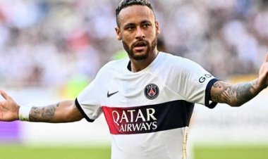 নেইমারসহ যে পাঁচ ফুটবলারকে বিদায় দিতে চায় পিএসজি