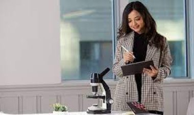 ফোর্বসের ‘৩০ অনূর্ধ্ব ৩০ টরন্টো’ তালিকায় বাংলাদেশি নবনীতা নাওয়ার