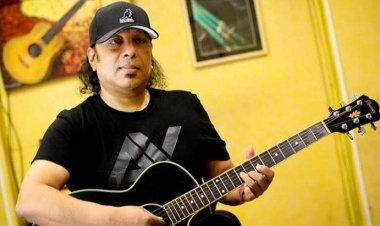 কিংবদন্তি আইয়ুব বাচ্চুর জন্মদিন আজ