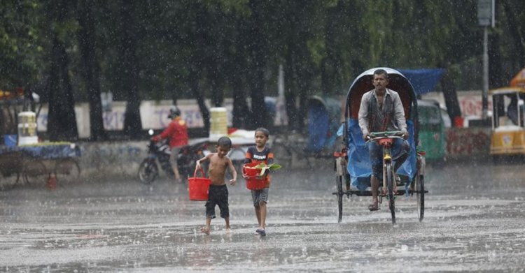 সারাদেশে বৃষ্টি ঝরবে আরও কয়েকদিন, বাড়বে নদ-নদীর পানি