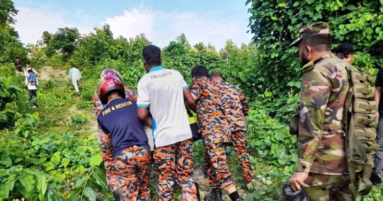 বান্দরবানে ২৫ পর্যটককে উদ্ধার করেছে সেনাবাহিনী, একজনের মৃত্যু