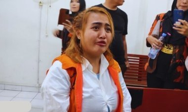 বিসমিল্লাহ বলে মুখে শূকরের মাংস, ইন্দোনেশীয় মুসলিম নারীর ২ বছরের কারাদণ্ড