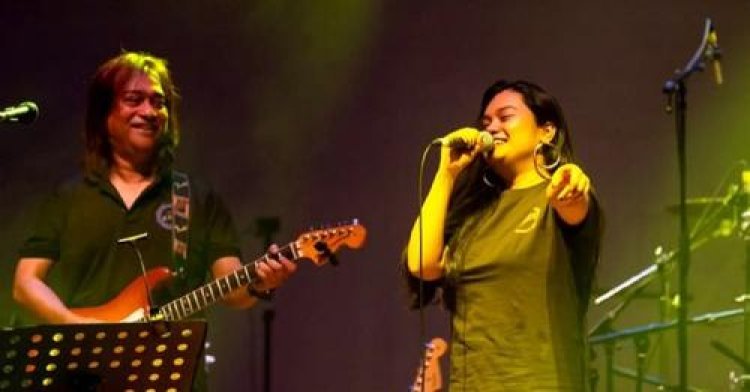 সোলসের ৫০ বছর পূর্তি উপলক্ষে একইমঞ্চে পার্থ ও তার কন্যা