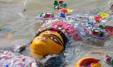 মণ্ডপে মণ্ডপে বিদায়ের সুর, আজ প্রতিমা বিসর্জন