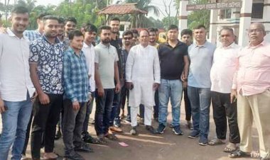 কালকিনিতে আওয়ামী লীগের হরতাল বিরোধী মিছিল