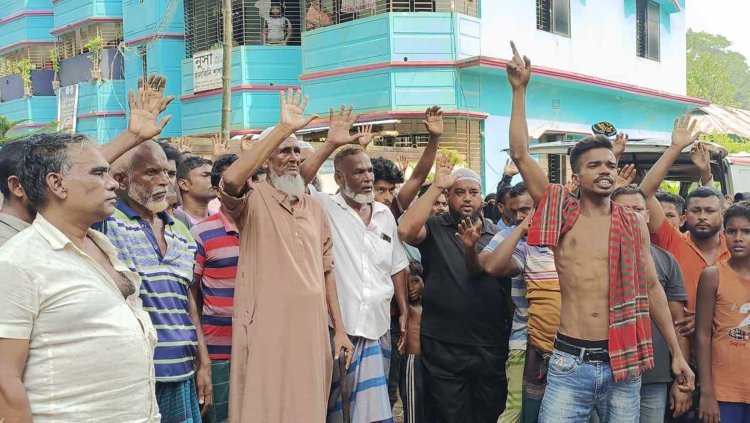 কালকিনিতে হত্যার বিচার দাবিতে লাশ নিয়ে বিক্ষোভ