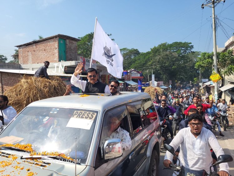 বরিশাল-৩: আসনে  স্বপন মনোনয়ন পাওয়ায় নেতা-কর্মীদের মধ্যে বাঁধ ভাঙ্গা উল্লাস