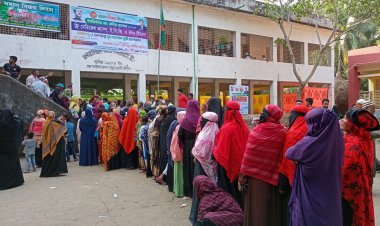 বিজয় দিবসে ব্যারিস্টার মনিরের পক্ষ থেকে মুলাদীতে ফ্রি মেডিকেল ক্যাম্প ইসিজি ও ঔষধ বিতরণ