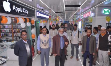 বসুন্ধরা শপিং মলে ‘মোবাইল সিটি’ ও ‘অ্যাপারেল কর্নার’ চালু 