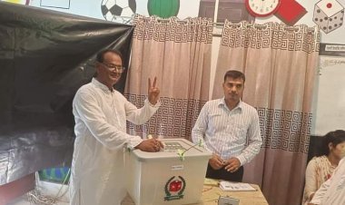 গৌরনদীর উপজেলা চেয়ারম্যান মনির হোসেন মিয়া